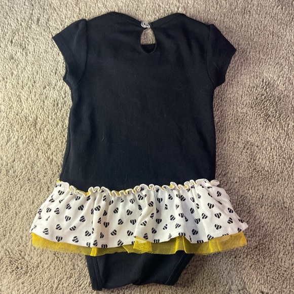 Pittsburgh Pirates MLB Infants Onesie Outfit Size 6-9 Months Girl Baseball - Picture 7 of 9